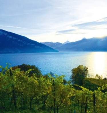 Auf 2 Rädern zu 7 Schweizer Seen