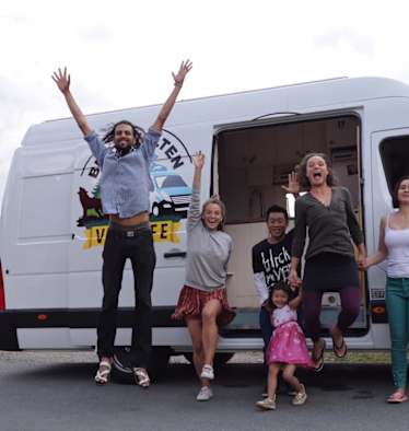 Laura und ihre Freunde vom Altruismus e.V.-Verein