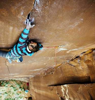 Kletterer Patrick Kingsbury in Utah, Indian Creek 