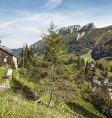 Die Hundsteinhütte (1.554 m) in den Appenzeller Alpen