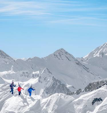 Ein Blick auf die unfassbare Alpenlandschaft des Zillertals.