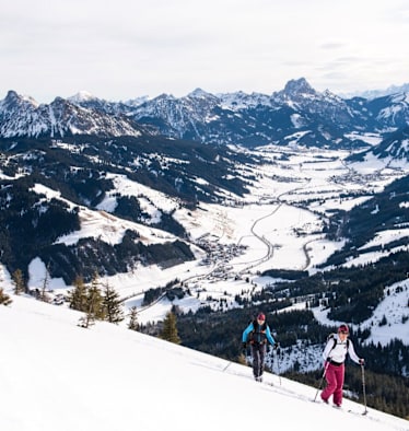 Auf den Kühgundkopf im Tannheimer Tal auf der Grenze zu Bayern und Tirol