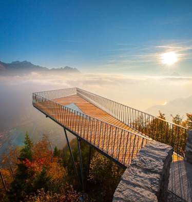 Traumhafte Blick von der Aussichtsplattform des Harder Kulm