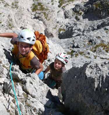 Klettern mit Kindern: Ausrüstungs-Tipps vom Profi