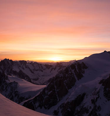 Morgenstimmung am Weg zum höchsten Berg Europas, dem Mont Blanc (4.810 m)