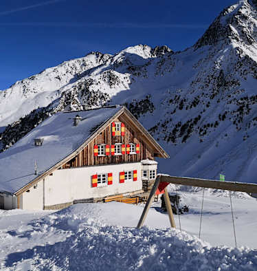 Die Potsdamer Hütte in den Stubaier Alpen