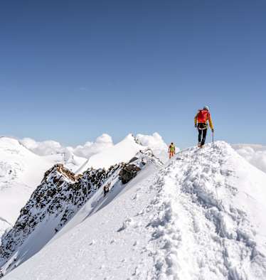 Gratwanderung: Auf Gipfel-Tour durch die Schweizer Alpen