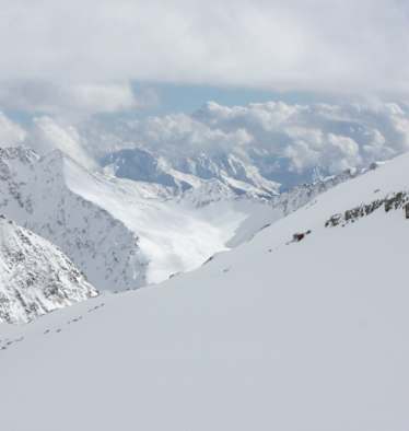 Blick vom Stubaier Gletscher Richtung Ötztal