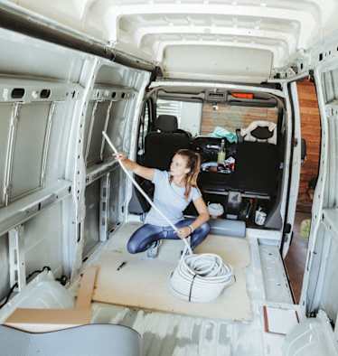 Zuerst muss einmal alles raus, bevor wir das Innenleben von Vanda gestalten können