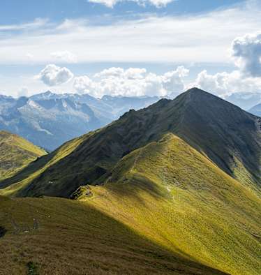 Der Gamskarkogel vom Frauenkogel aus