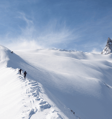 Skitourengehen in den Adula Alpen im Kanton Graubünden
