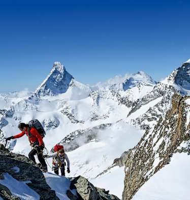 Mammut Alpine Festival: Bergsteiger in den Walliser Alpen rund um Zermatt
