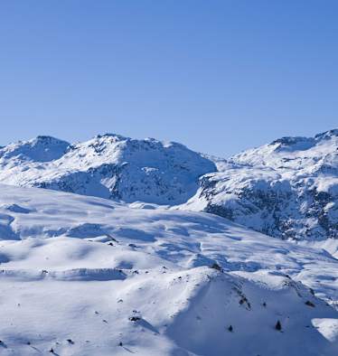 Die verschneiten Albula Alpen im Kanton Graubünden