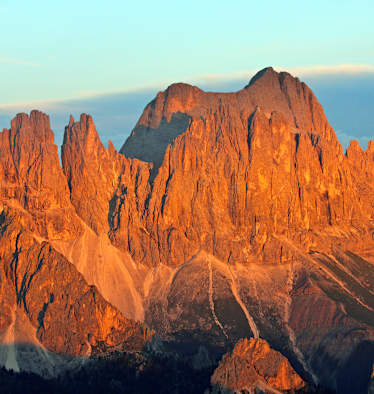 Alpenglühen an Rosengartenspitze und Vajolettürmen.