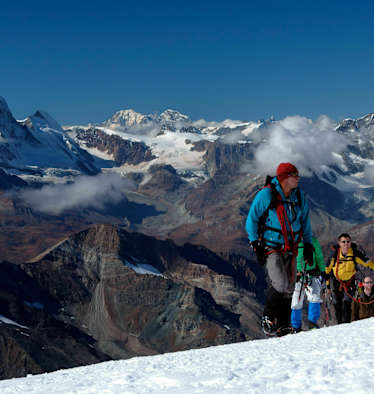 Bergführer: Im Gelände im Winter