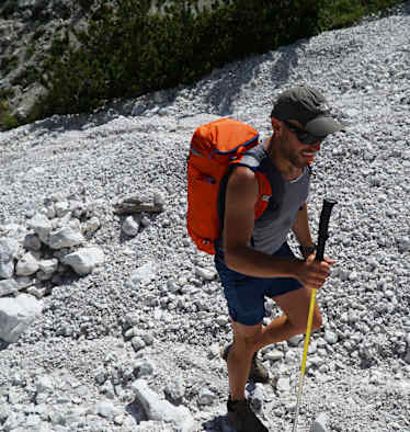 Bergsteigen bei Hitze: Kopfbedeckung