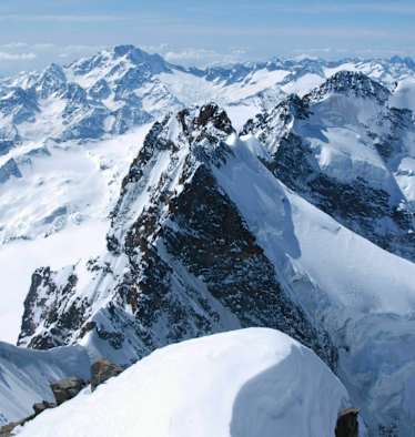 Winterliche Bernina-Gruppe im Kanton Graubünden