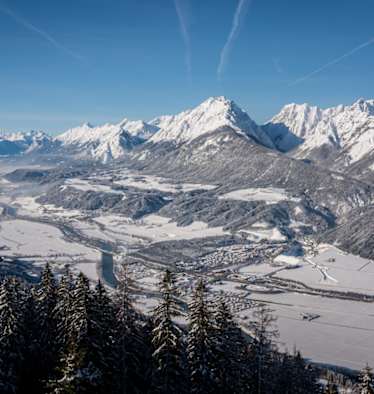 Blick ins Inntal auf Vomp