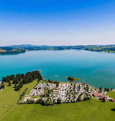 Campingurlaub an malerischen Plätzen wie dem Campingplatz Brunnen in Bayern