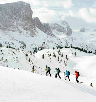 Mit Schneeschuhen über das Dachsteinmassiv