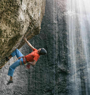 David bei der Erstbegehung von Avaatara im Libanon (9a bzw 11. Grad).