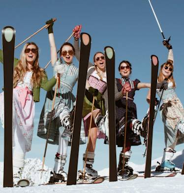 Kästle Dirndl-Skitag am Arlberg