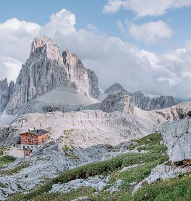 Die Büllelejochhütte in den Dolomiten