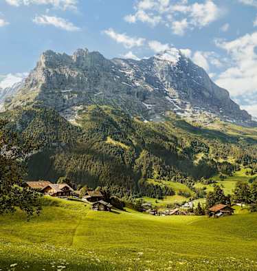 Der Eiger von der Ferne.