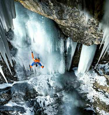 Mammut: Eiger Extreme – Athlet Dani Arnold an der Breitwangflue