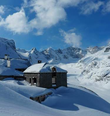 Die Fornhütte des SAC in Graubünden