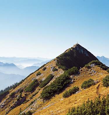 Am Gipfel des Gamssteins in den Nördlichen Kalkalpen in Niederösterreich