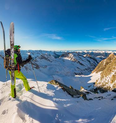Skitourengehen, Berggipfel, Ausblick