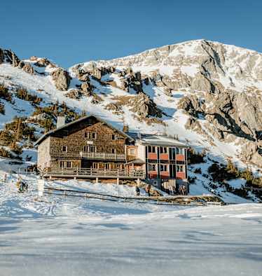 das Carl-von-Stahl-Haus in den Berchtesgadener Alpen