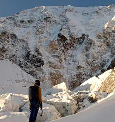 Bergsteiger vor der Königsspitze Nordwand
