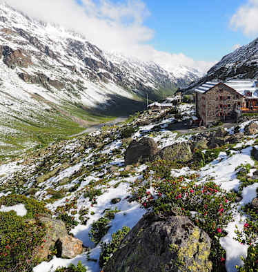 Tirol: Jamtalhütte in der Silvretta
