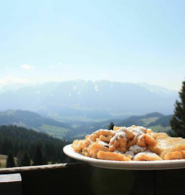 Kaiserschmarrn: Spitzsteinhaus in den Chiemgauer Alpen in Tirol