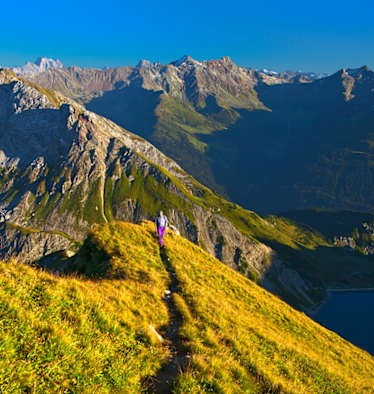 Anstieg zum Spuller Schafberg (2.679 m) im Lechquellengebirge, Vorarlberg
