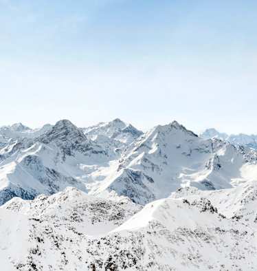 Ausblick auf die Alpenlandschaft.