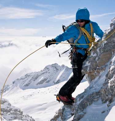 Alpinist auf der Zugspitze in Bayern