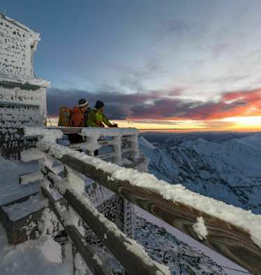 Sonnenaufgang auf der höchsten Hütte Österreichs, der Erzherzog-Johann-Hütte am Großglockner.