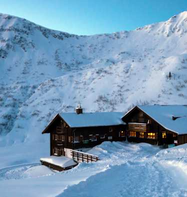 Die Schwarzwasserhütte im Vorarlberger Kleinwalsertal