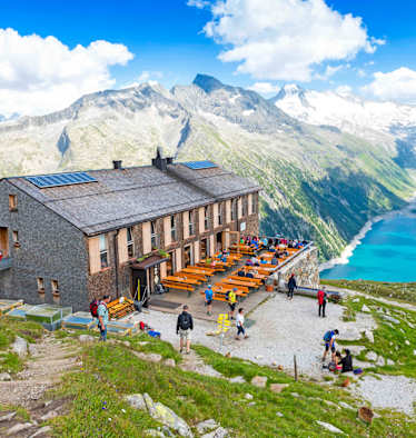 Die Olpererhütte (2.389 m) in den Zillertaler Alpen