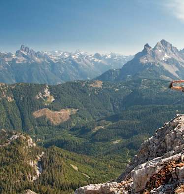 Wandern macht glücklich: Doch was gilt es beim Kauf eines Wanderschuhs alles zu beachten?