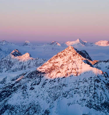Das Zuckerhütl bei Sonnenaufgang
