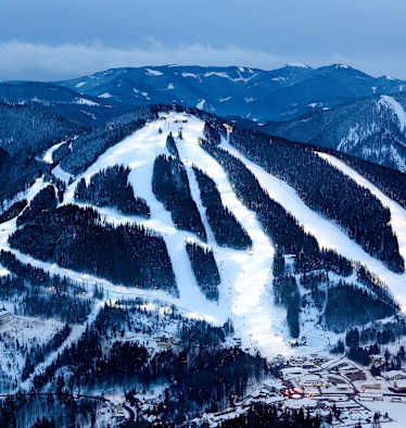 Nachtpisten-Panorama am Semmering