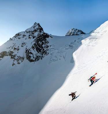 Der majestätische Piz Buin in der Wintersonne.
