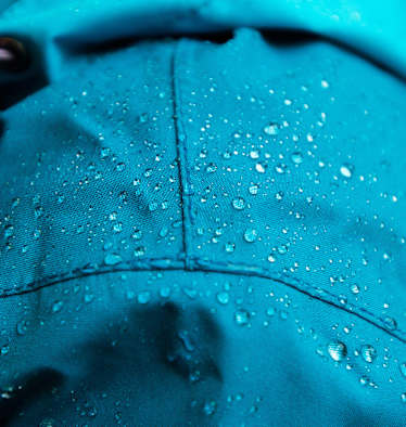 Wie dicht ist eine Regenjacke oder Outdoorjacke? Wassersäule und Kategorien