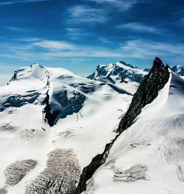 Walliser Alpen: Strahlhorn und Rimpfischhorn in der Mischabelgruppe in der Schweiz