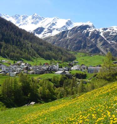 Simplon Dorf in den Walliser Alpen