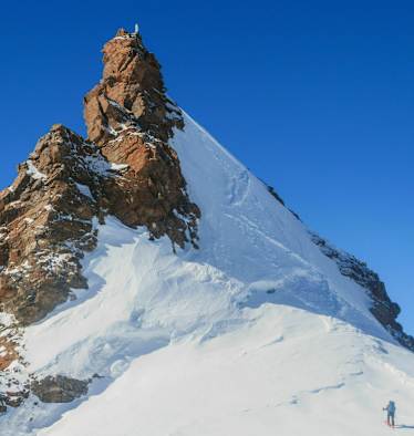 Gipfel des Schwarzhorns im Walliser Grenzkamm im Monte-Rosa-Massiv